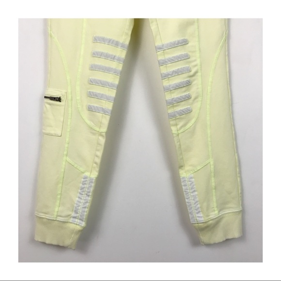NWOT Free People Movement Windy River Leggings in Lime Size XS - Picture 9 of 15